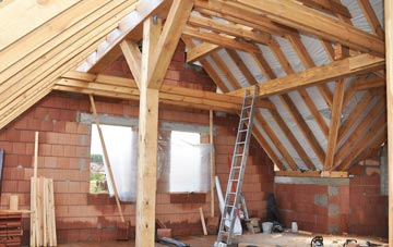Stoer attic trusses